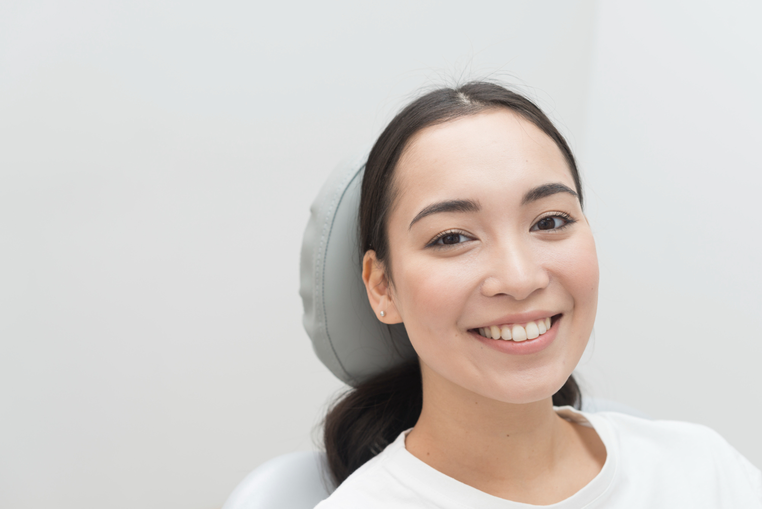 How a Cosmetic Dentist Can Transform Your Smile